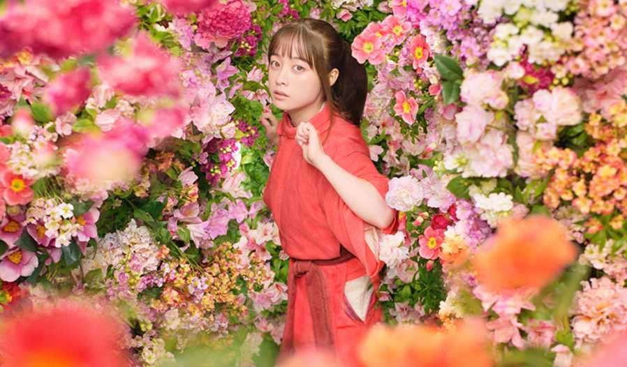 《千与千寻》真人舞台劇 公開橋本環奈、上白石萌音雙主演海報